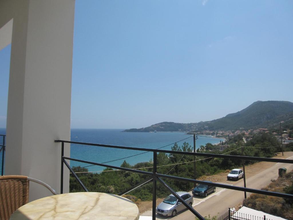 Travlos Studios Eleios-Pronnoi Exteriör bild
